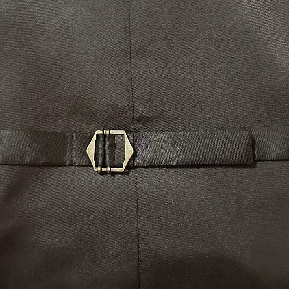 Classic Black Vest - Medium - Picture 5 of 7